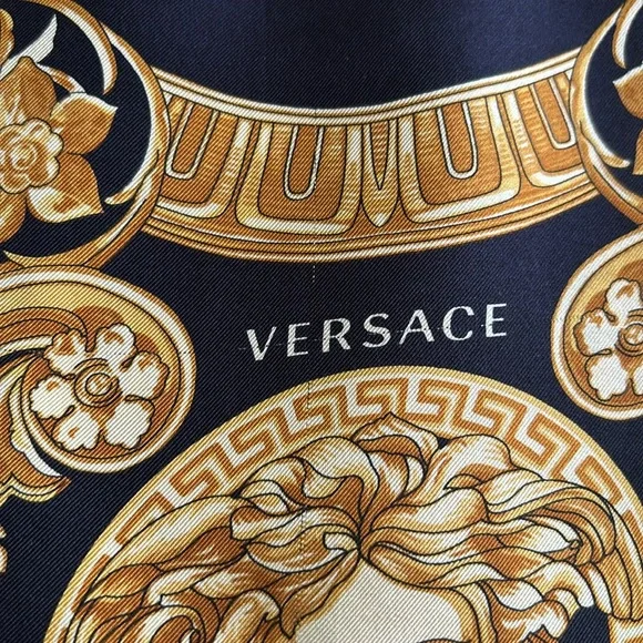 Versace Baroque Print Shirt - Black and Gold - Picture 7 of 14
